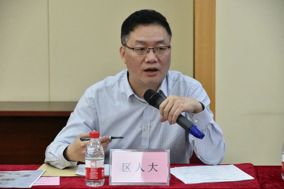 区人大刘杨.JPG